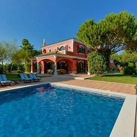 Sleeps 10 Pool Air Con Wifi